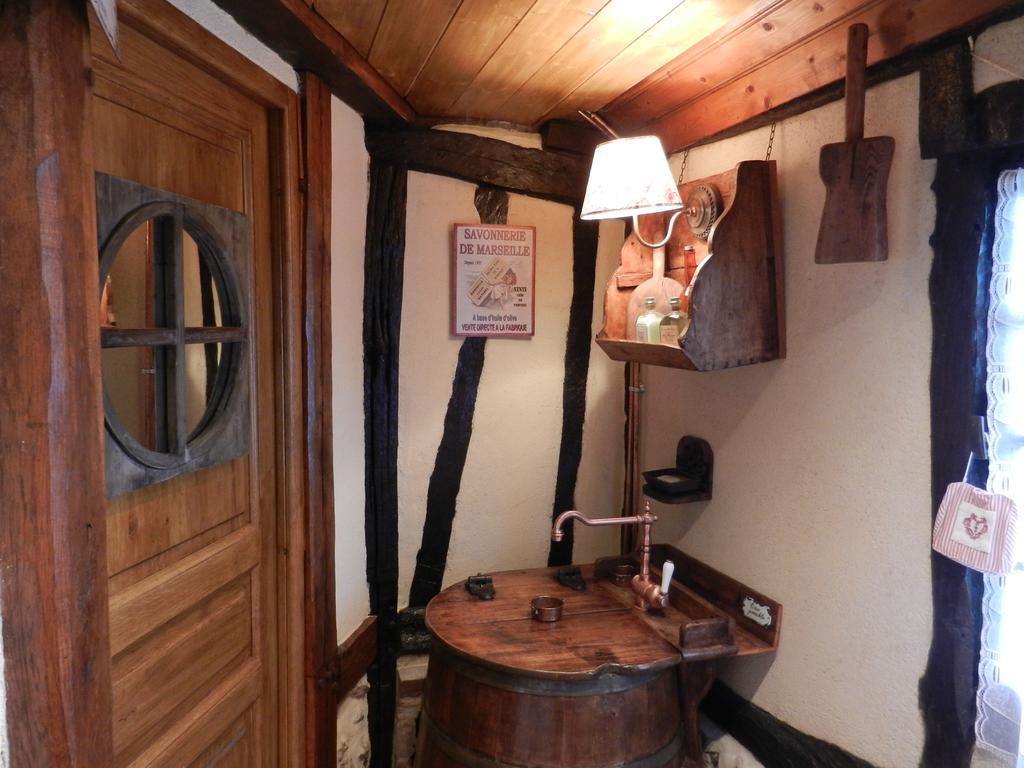 Le Gite Des Trois Vaches Brionne Room photo