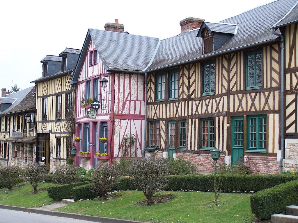 Le Gite Des Trois Vaches Brionne Room photo